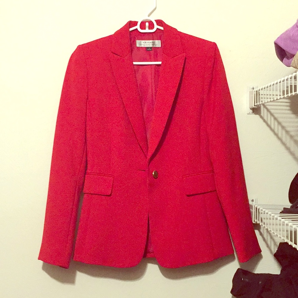 Red blazer Tahari sz 2